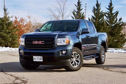 8. GMC Canyon All Terrain w/Cloth 4x4 Crew Cab Long Box 2019.