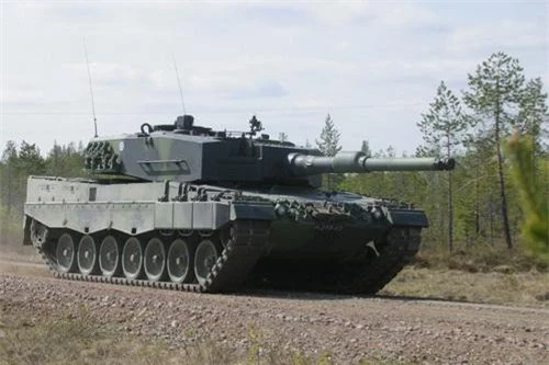 Xe tăng chiến đấu chủ lực Leopard 2A4