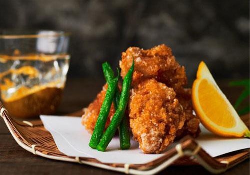 Học ngay công thức gà rán giòn rụm, vàng ươm như mua ở tiệm