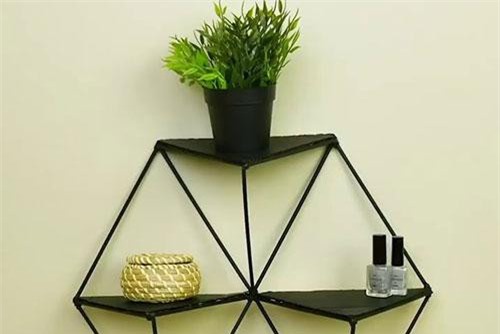 Làm kệ sách, giá treo đồ từ đũa gỗ, bàn chải cũ