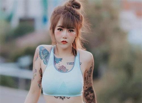 3 "kiều nữ xăm" Thái Lan: Mặt xinh như búp bê, da dính mực vẫn đẹp nuột nà