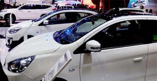 Hàng loạt mẫu xe mất khách, có doanh số tệ hại trong tháng 4