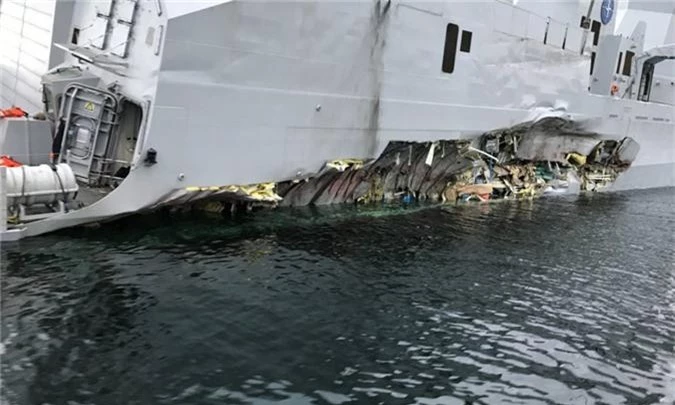 Chet ngat voi so tien Na Uy dinh bo ra sua tau KNM Helge Ingstad-Hinh-5