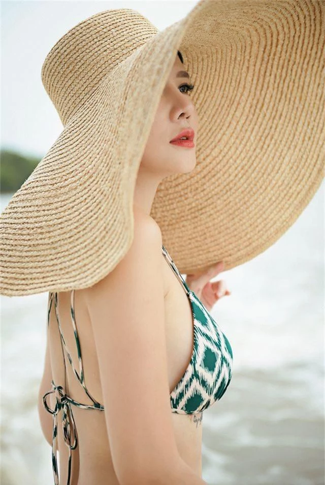 Dương Yến Ngọc diện bikini táo bạo, khoe vóc dáng gợi cảm tuổi 40 - 6
