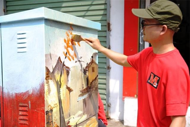 Sắc màu Hà Nội – Khoác áo mới cho bốt điện Hà Nội