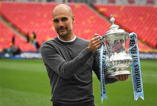 Man City lên tiếng về vụ Pep sang Juventus