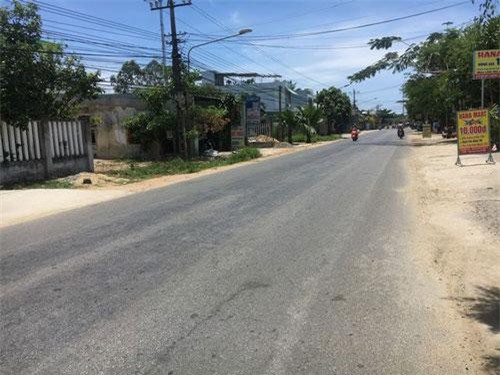 Quảng Nam: Truy tìm ô tô tông 3 mẹ con thương vong rồi bỏ trốn