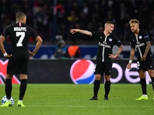 Neymar - Mbappe lục đục, Kền kền đã chờ sẵn…