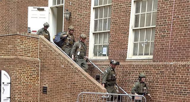 Phe đối lập tuyên bố kiểm soát toàn bộ cơ sở ngoại giao của Venezuela tại Mỹ