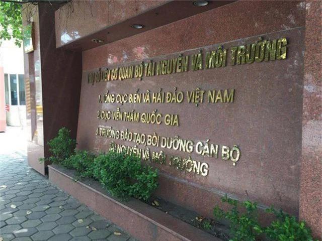 Hai cán bộ Tổng cục Biển và Hải đảo Việt Nam bị tố nhận 12 tỷ “chạy” dự án - 1