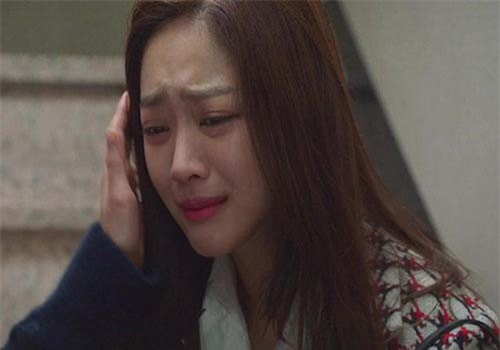 Sân si với em dâu mới, chị dâu ra sức nói xấu và cái kết đầy ân hận khi phải nằm trên giường bệnh