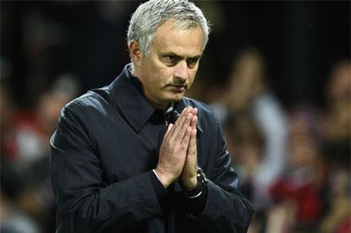 HLV Mourinho tuyên bố sẽ trở lại vào tháng 7