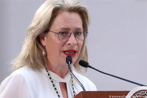 Bộ trưởng Mexico từ chức vì để chuyến bay chờ 40 phút