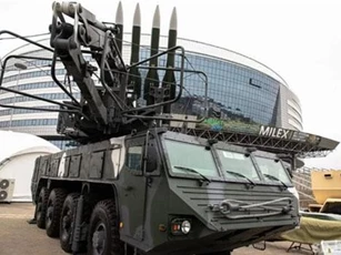 Kinh hãi các tổ hợp tên lửa "khủng" Belarus mang tới MILEX-2019