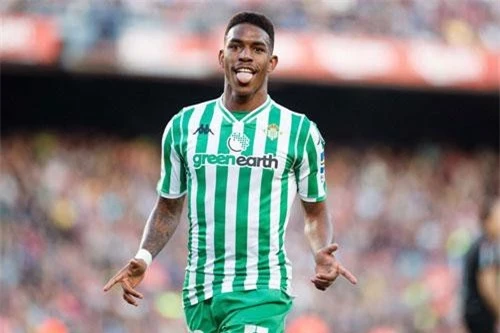 Junior Firpo.