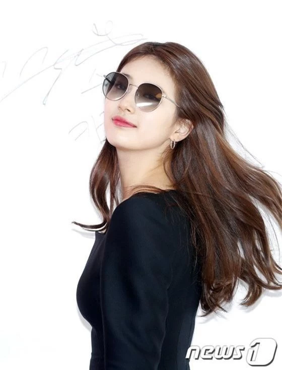 Nữ thần sắc đẹp Suzy gây náo loạn khu phố Hàn vì đẹp lồng lộn, được dàn vệ sĩ hộ tống như bà hoàng tại sự kiện - Ảnh 6.