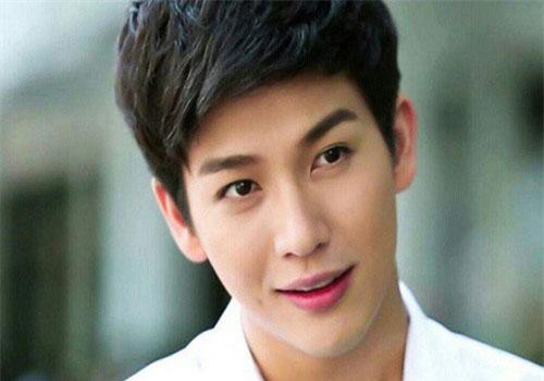 Quyết tâm dạy vợ từ thuở bơ vơ mới về, không ngờ bố vợ "cứng" tuyên bố một câu lạnh gáy