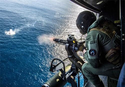 Ngạc nhiên Mỹ tập trận với trực thăng từ thời Chiến tranh Việt Nam