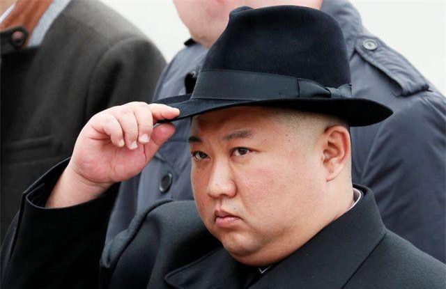 Ông Kim Jong-un vắng bóng bí ẩn sau các vụ phóng tên lửa