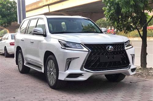 Tận mục Lexus LX570 Super Sport hơn 9 tỷ ở Hà Nội