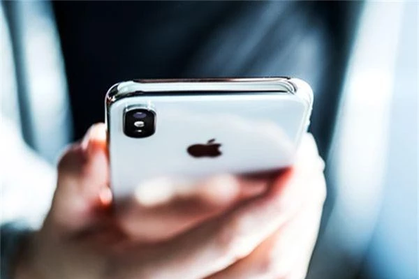 Apple bị kỳ thị tại Trung Quốc: Dùng iPhone là một sự xấu hổ! - Ảnh 1.