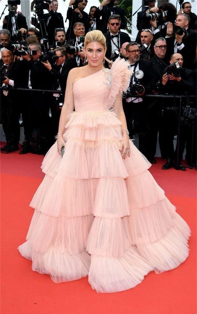 Những bộ váy đẹp nhất trên thảm đỏ Cannes 2019 - 37