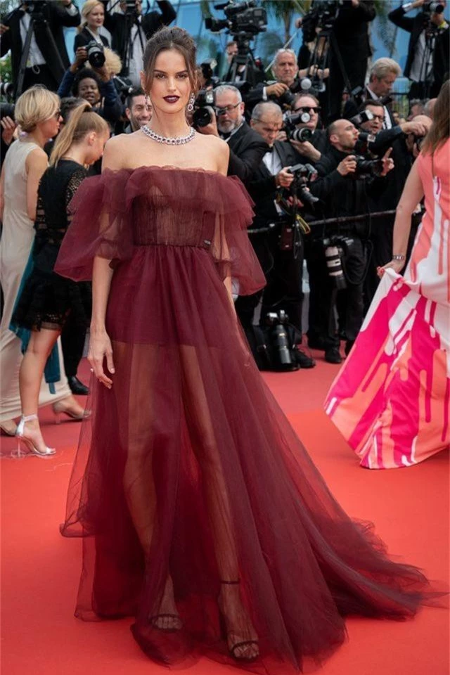 Những bộ váy đẹp nhất trên thảm đỏ Cannes 2019 - 8