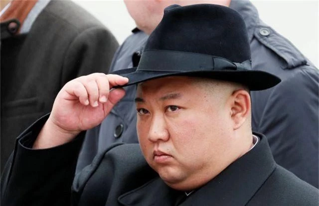 Ông Kim Jong-un vắng bóng bí ẩn sau các vụ phóng tên lửa - 1