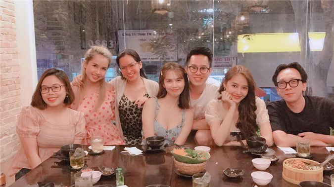 Ngọc Trinh âm thầm về nước, tiếp tục "quyết chiến" với antifan