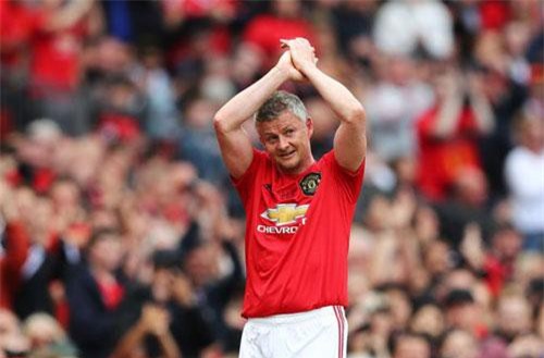 Solskjaer ghi bàn, huyền thoại M.U hủy diệt huyền thoại Bayern