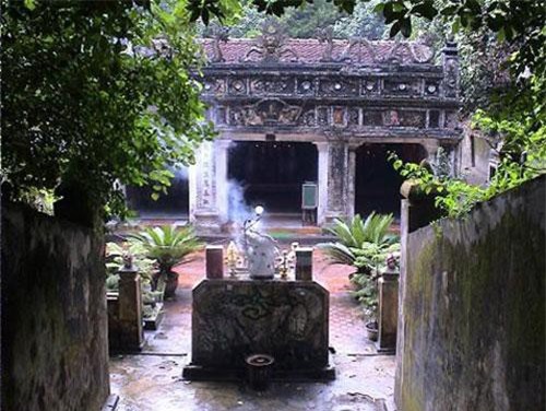 Thảm kịch của vị vua duy nhất chết trận trong sử Việt