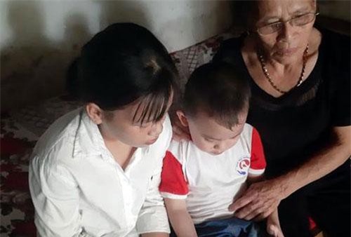 Hà Tĩnh: Tang thương chất chồng trong gia đình có 2 chị em bị sát hại tại Angola