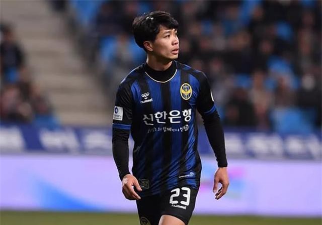 Incheon United nhắc nhở Công Phượng trước ngày trở về Việt Nam