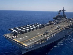 Tổng thống Trump muốn tàu sân bay mới của Mỹ dùng công nghệ hơi nước