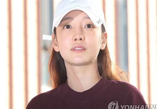 Sau 48 tiếng kể từ vụ tự tử chấn động, Goo Hara đã lấy lại được ý thức và chính thức lên tiếng