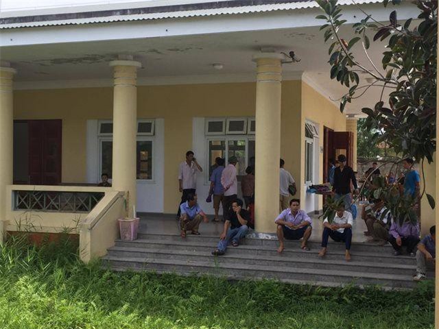 Mâu thuẫn tại đám giỗ, một người bị đâm tử vong