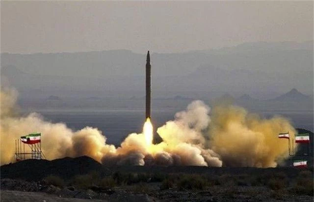 Video Iran thử tên lửa từ căn cứ bí mật giữa lúc căng thẳng với Mỹ - 1