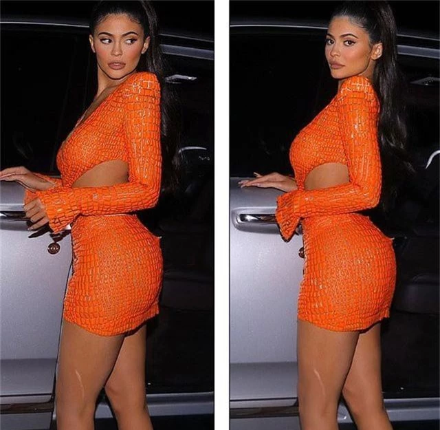 Kylie Jenner mặc váy gần 20 nghìn USD đi ăn tối - 1