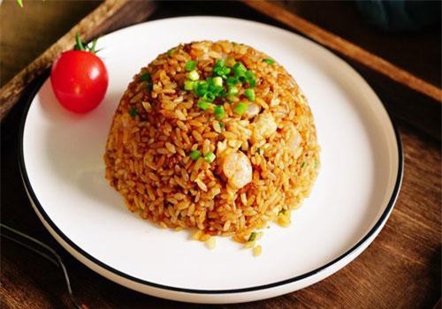 Cách chiên cơm ngon bất bại, ai ăn thử cũng xin công thức