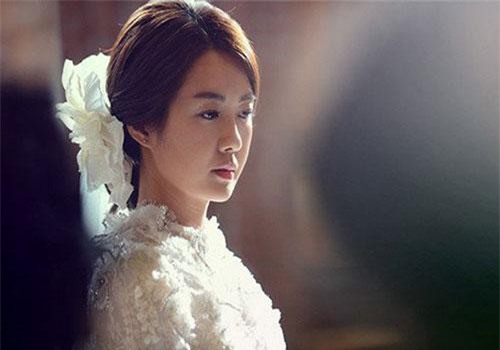 Ngày em lấy chồng, bố mời đến một vị khách khiến đám cưới đang vui vẻ bỗng trở thành cơn ác mộng