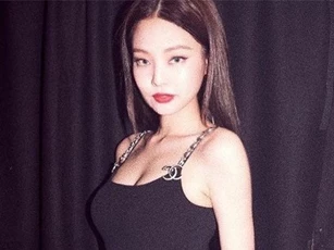 Nhiều lần gây sốt vì body sexy, nhưng có lẽ chưa bao giờ Jennie (BLACKPINK) nóng bỏng đến mức này!