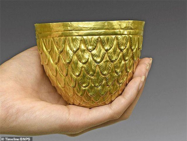 Chiêm ngưỡng chiếc bát vàng có giá hơn một tỷ đồng