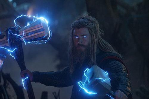 Chris Hemsworth thích bộ dạng "Thor" béo trong Avengers: Endgame