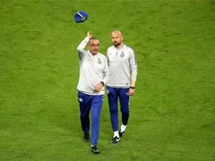David Luiz và Higuain cãi nhau, Sarri nổi giận bỏ buổi tập