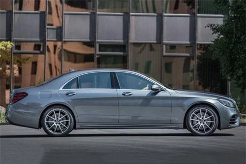 Mercedes-Benz S-Class.