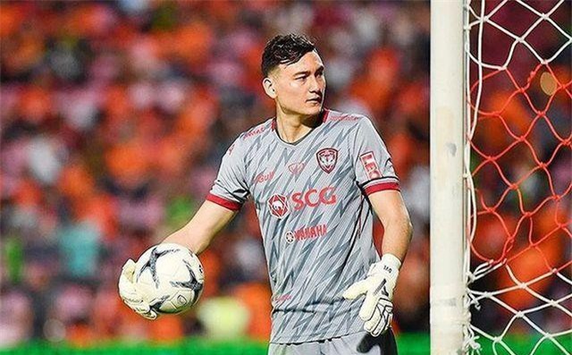 Đặng Văn Lâm không ngán khi đối đầu với tiền đạo Thái Lan ở King’s Cup