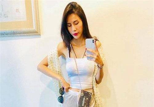 Giật mình với hình ảnh Thủy Tiên gầy trơ xương, thiếu sức sống tới mức báo động