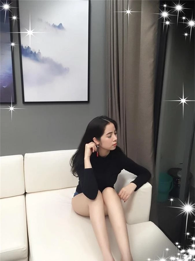 cuoc song cua dan hot girl viet gay tranh cai vi canh 