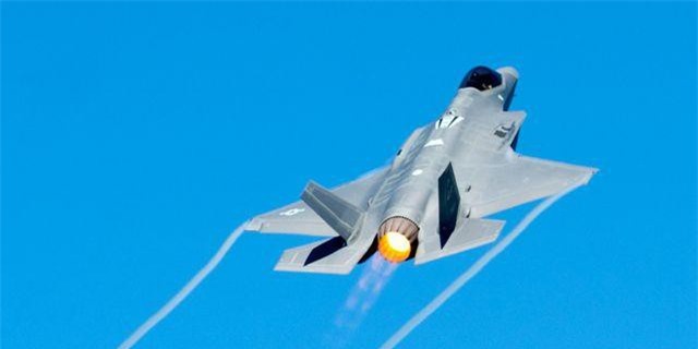 Ba Lan muốn mua 32 “tia chớp” F-35A của Mỹ giữa lúc căng thẳng với Nga