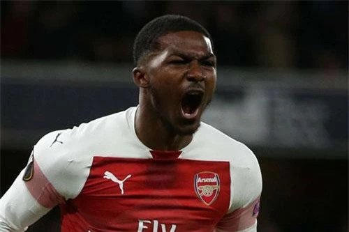 Tiền vệ phải: Ainsley Maitland-Niles (Arsenal).